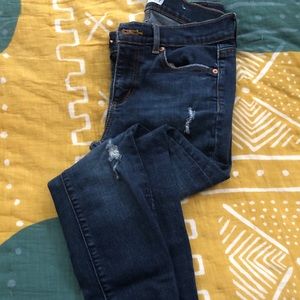 LOFT Modern Skinny Ankle Jeans w/ Raw Hem